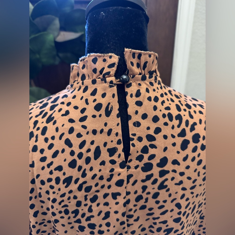 New! Spotted Crew Ruffled Blouse - Picture 7 of 10